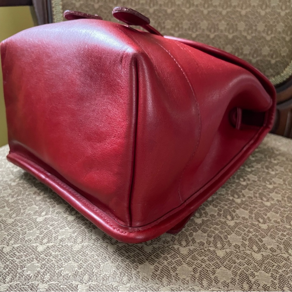 Vintage Coach #9960 Daypack in Red - Picture 8 of 16